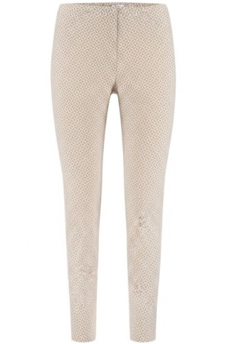 Bella-09-Beige-patterned