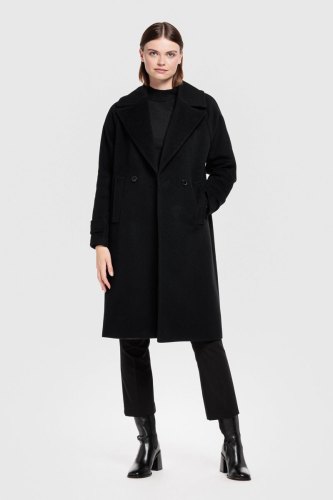 Creenstone-4360223-black-edited