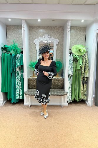 992501 - Black and White