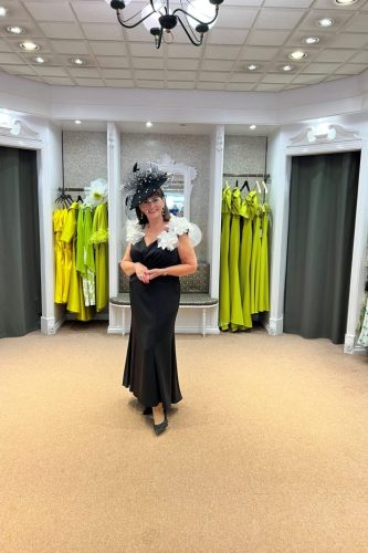 9G159-black-and-white-1-scaled